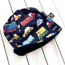 baba sapka – színes autók